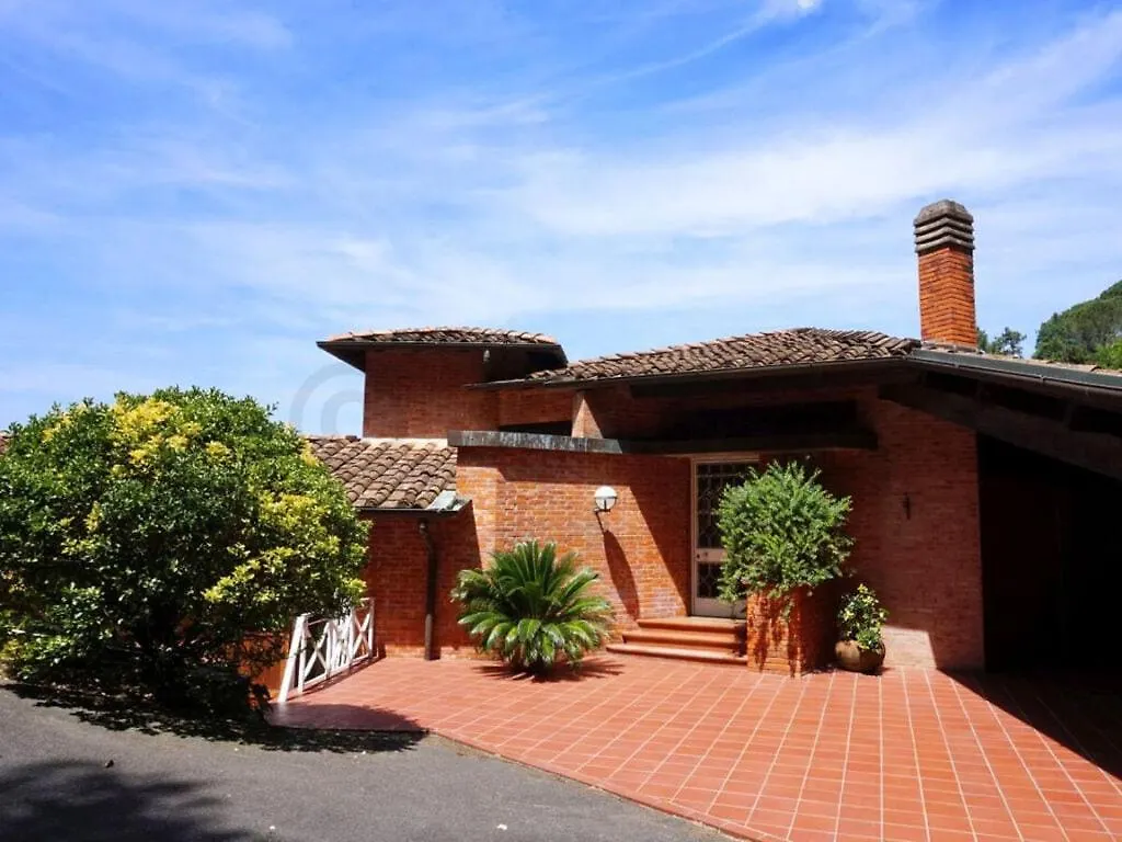 Holiday House 4 Km From The Sea With Private Pool Mommio