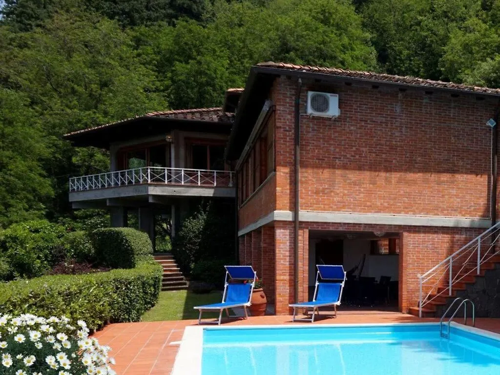 Holiday House 4 Km From The Sea With Private Pool Mommio Italy